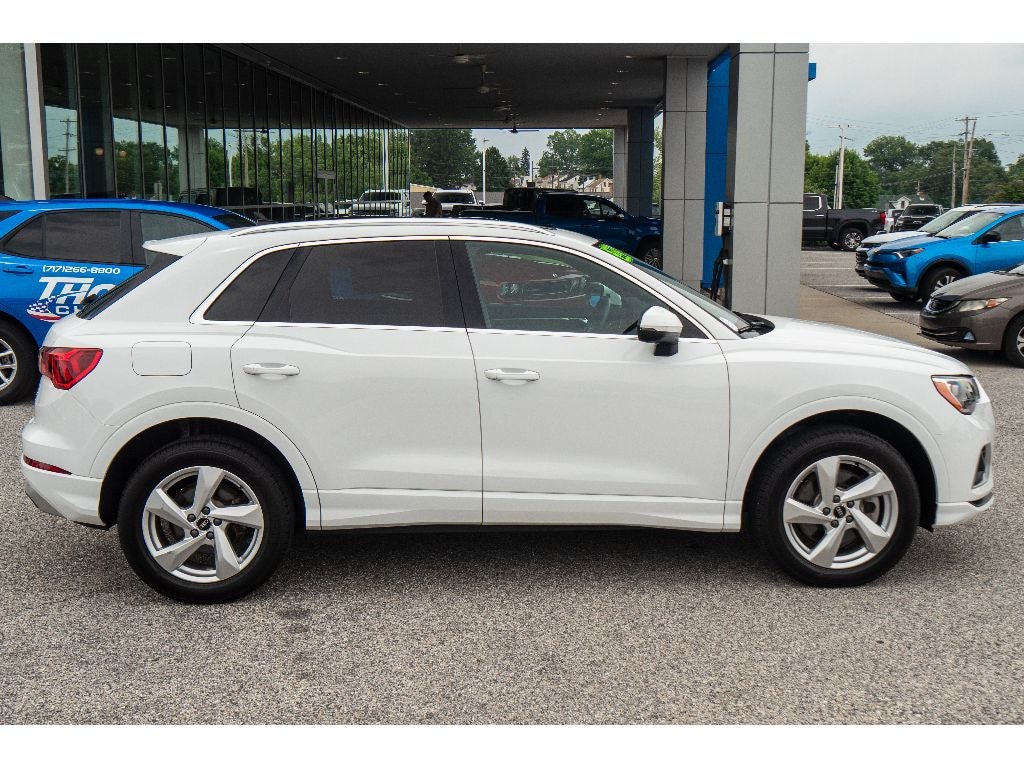 2022 Audi Q3 Premium 40 TFSI quattro Tiptronic