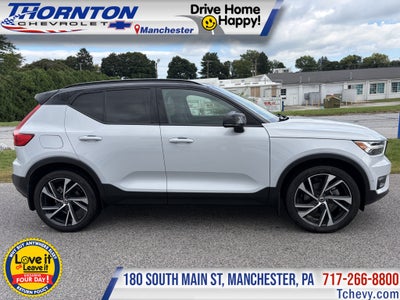 2020 Volvo XC40 T5 R-Design